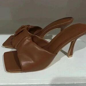 Women’s Brown Knot-Detail Heeled Mules